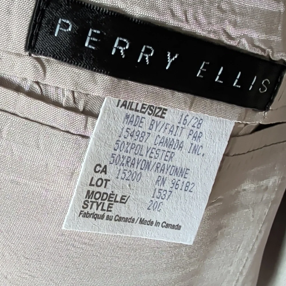 Perry Ellis Classic Tan Suit, Boys Size 16 - Picture 3 of 4